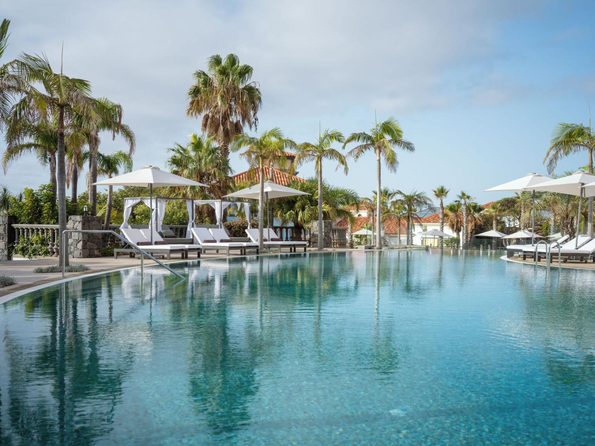 Dreams Madeira Resort Spa & Marina คานิซัล ภายนอก รูปภาพ