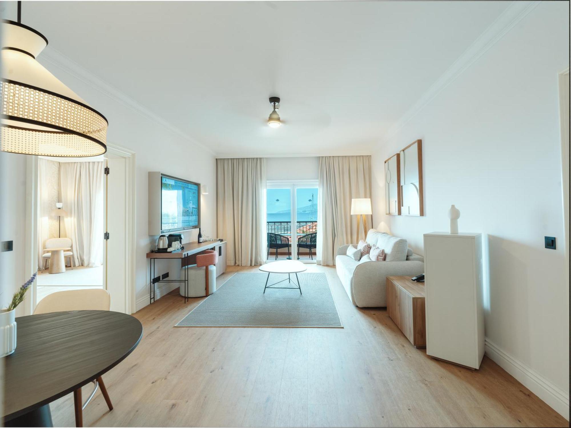 Dreams Madeira Resort Spa & Marina คานิซัล ภายนอก รูปภาพ
