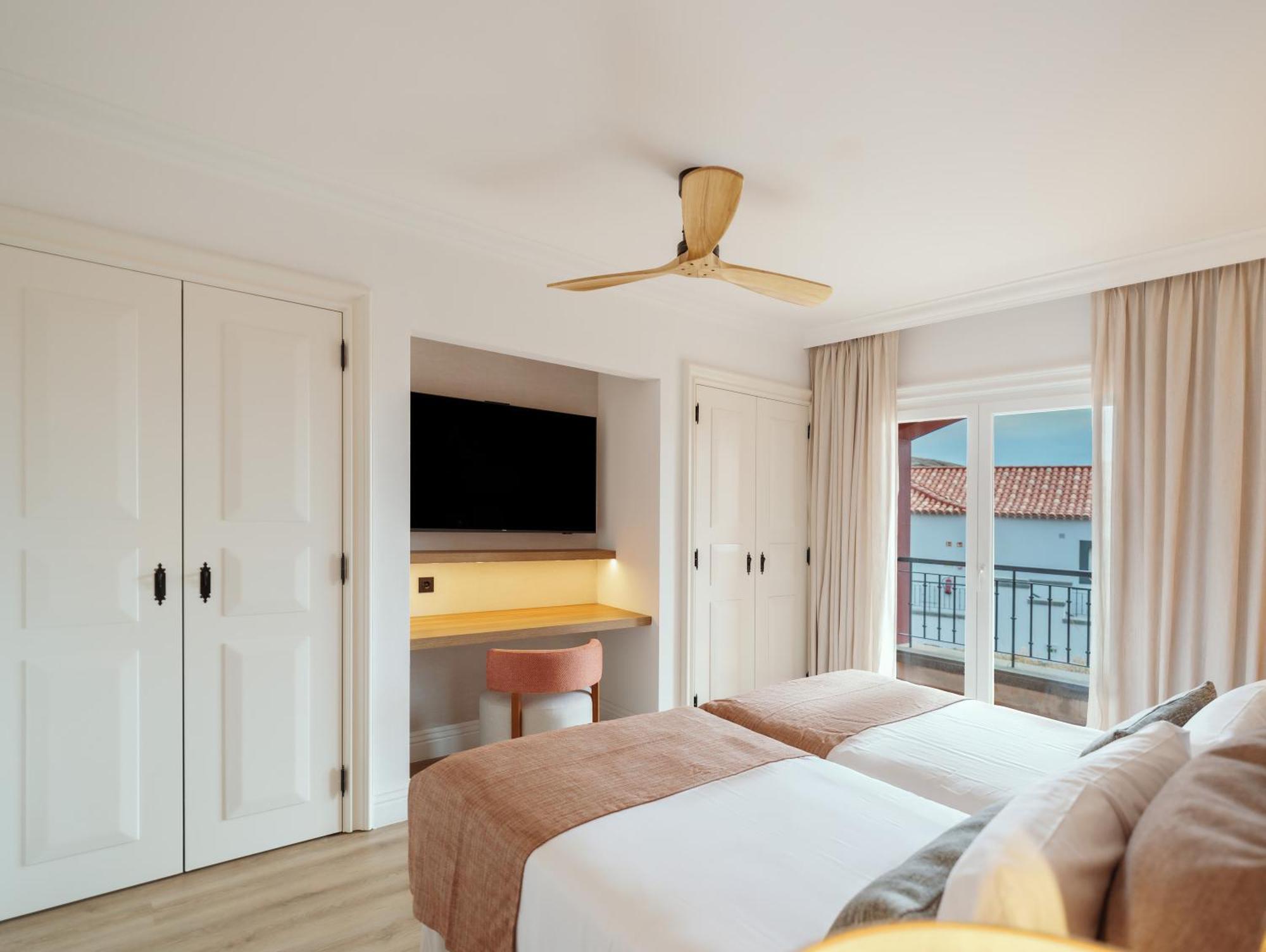 Dreams Madeira Resort Spa & Marina คานิซัล ภายนอก รูปภาพ