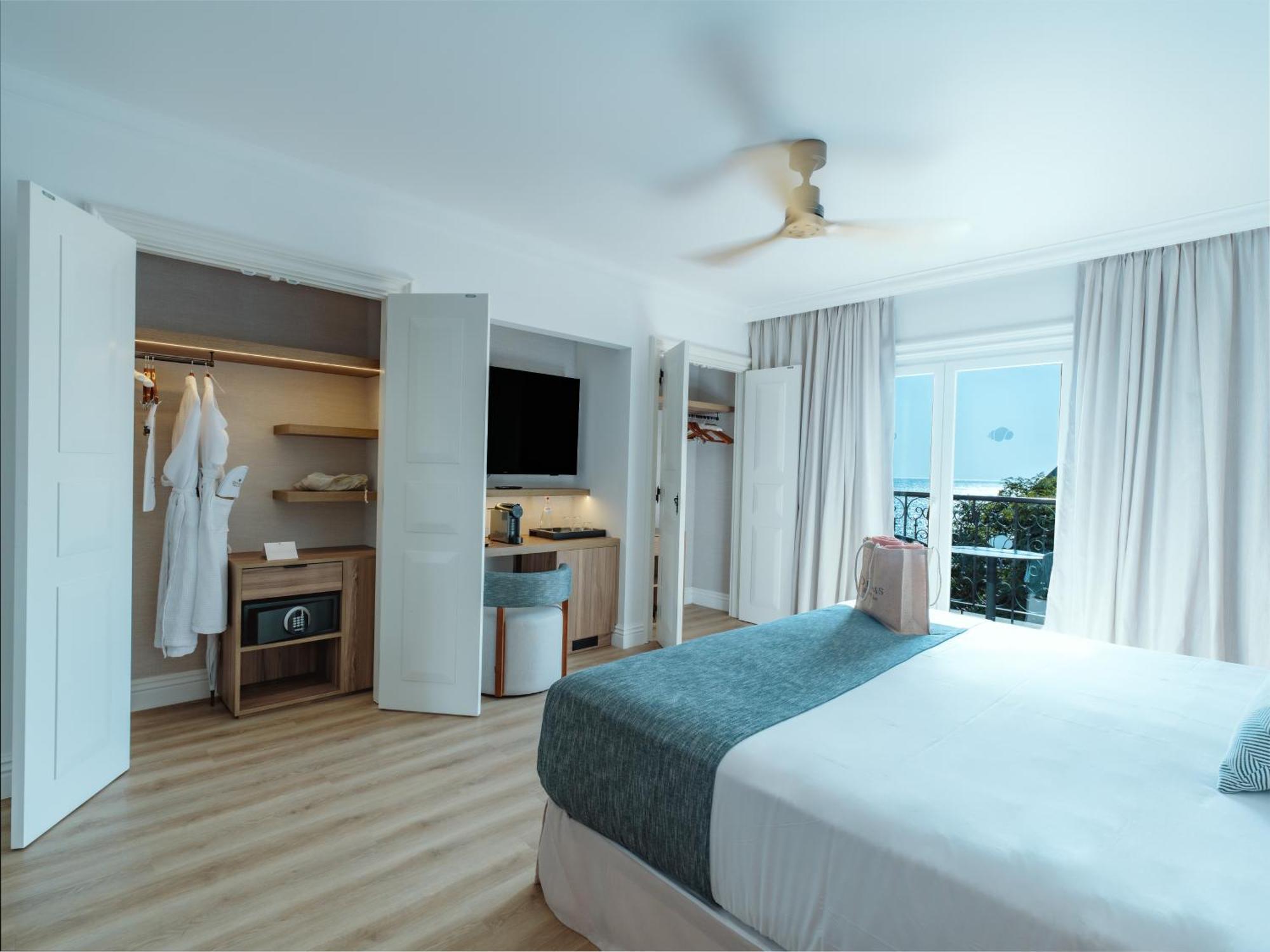Dreams Madeira Resort Spa & Marina คานิซัล ภายนอก รูปภาพ