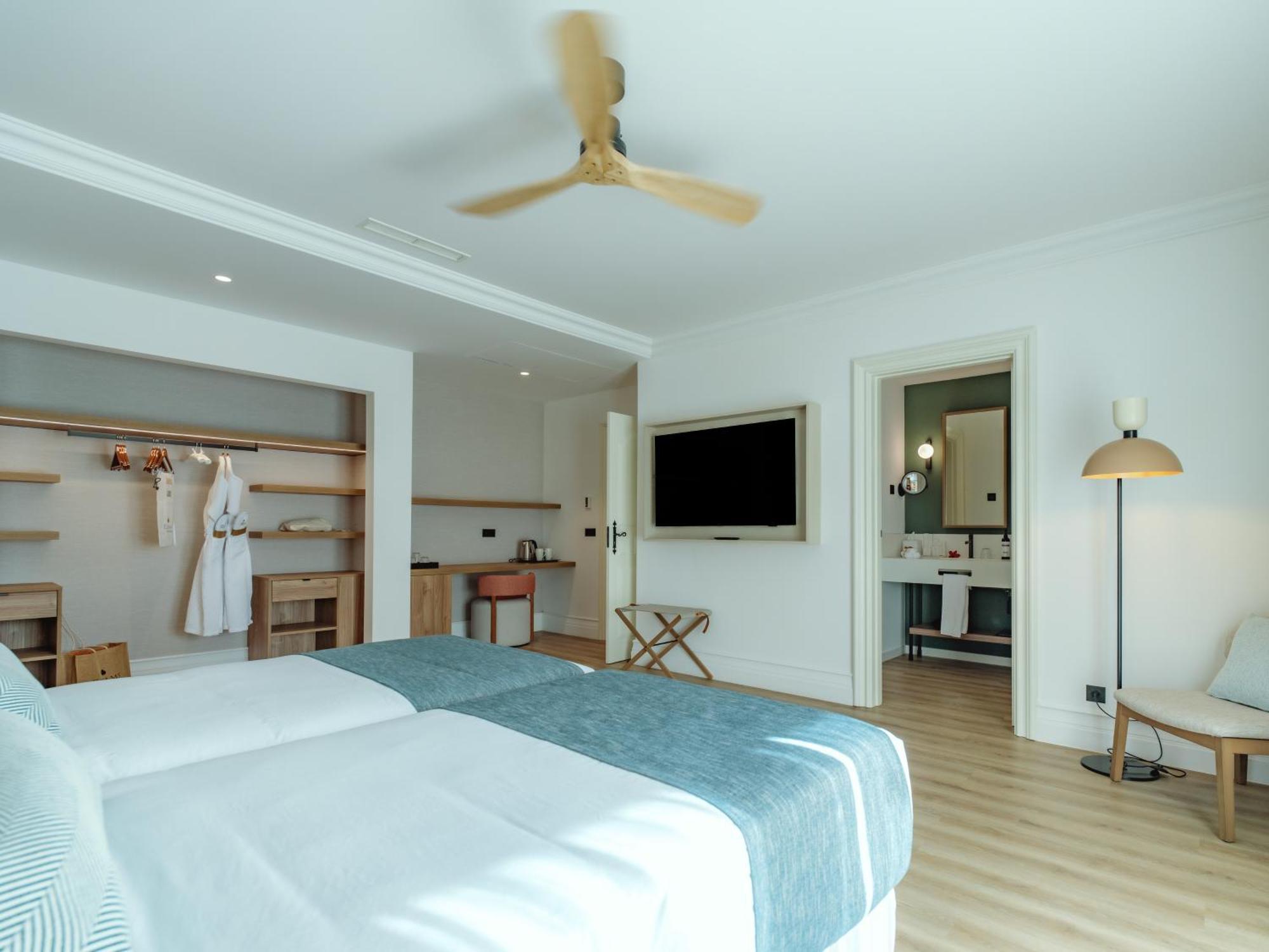 Dreams Madeira Resort Spa & Marina คานิซัล ภายนอก รูปภาพ