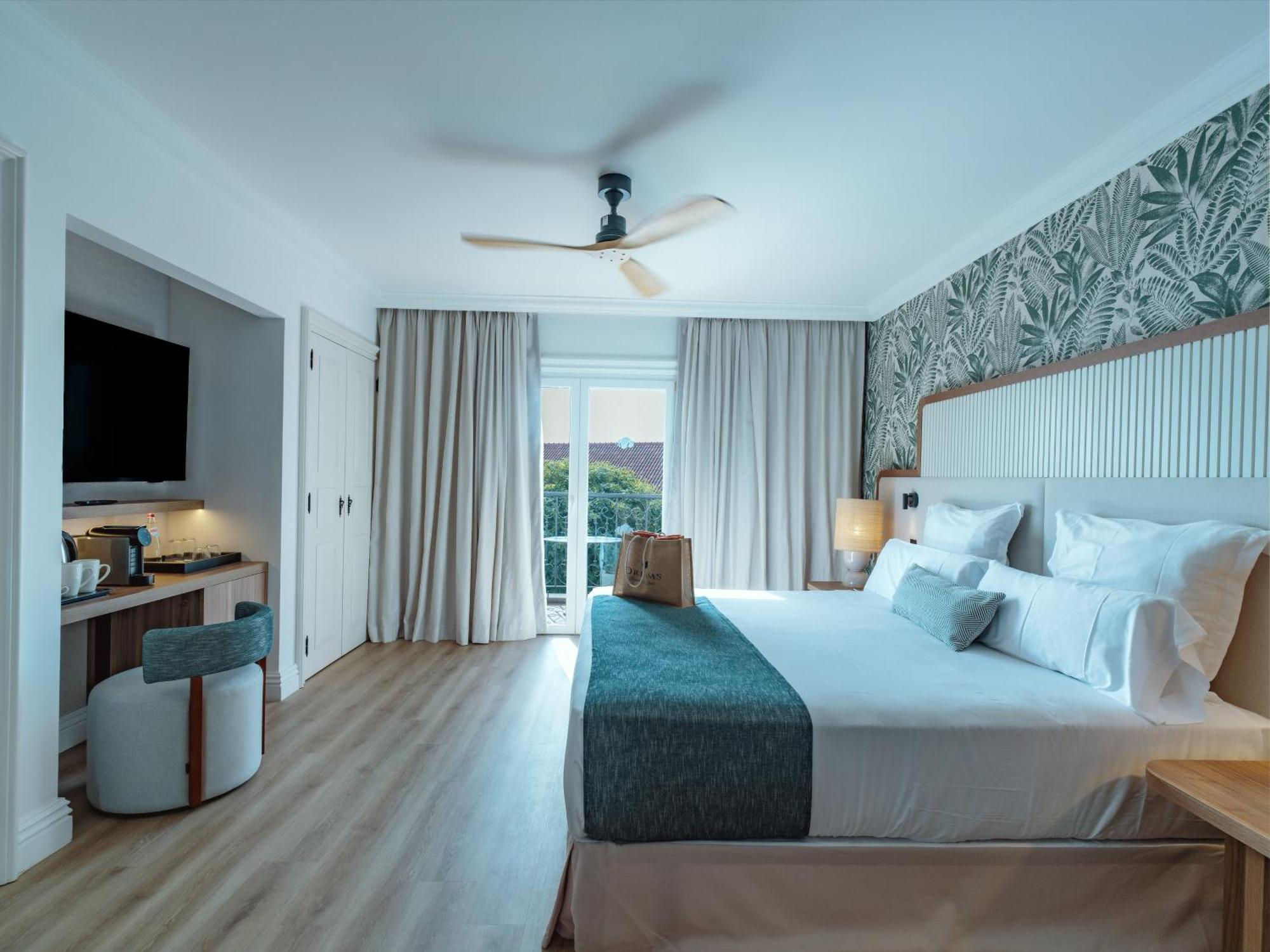 Dreams Madeira Resort Spa & Marina คานิซัล ภายนอก รูปภาพ